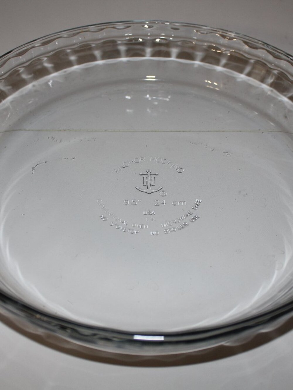 Anchor Hocking Clear Glass Pie Plate Baking Dish 9.5” (24 cm) Fluted Made in U